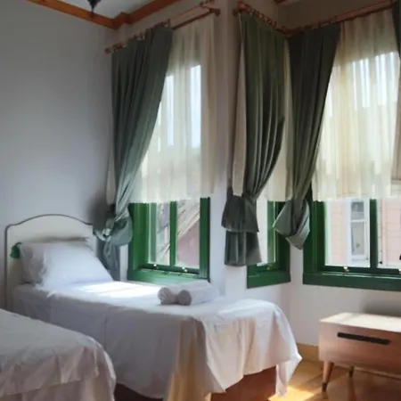 3 Floor History Mansion Estambul