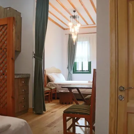 3 Floor History Mansion 4*