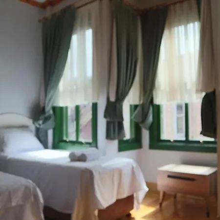 3 Floor History Mansion Apart-hotel