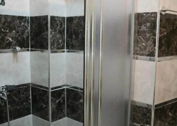 3 Floor History Mansion Appart hôtel